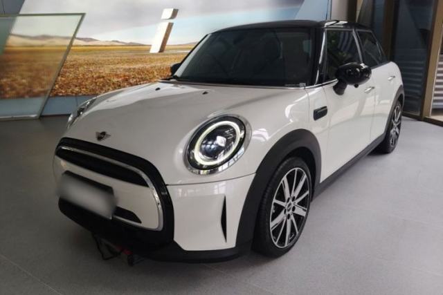 Used MINI 2023 Updated 1.5T COOPER Artist Five-Door Edition