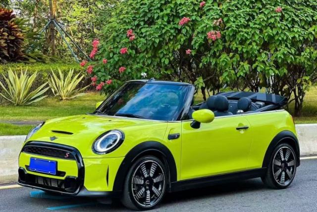 Used MINI 2023 Second Facelift 2.0T COOPER S CABRIO Artist
