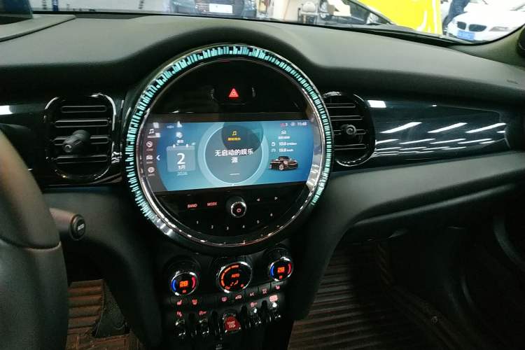 Used MINI 2023 2.0T COOPER S CABRIO Artist Audio And AC Panel