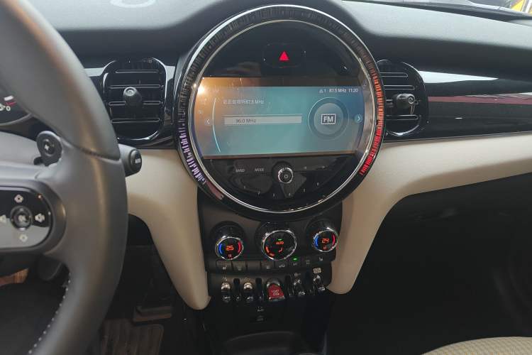 Used MINI 2023 Second Facelift 2.0T COOPER S CABRIO Artist Audio And AC Panel