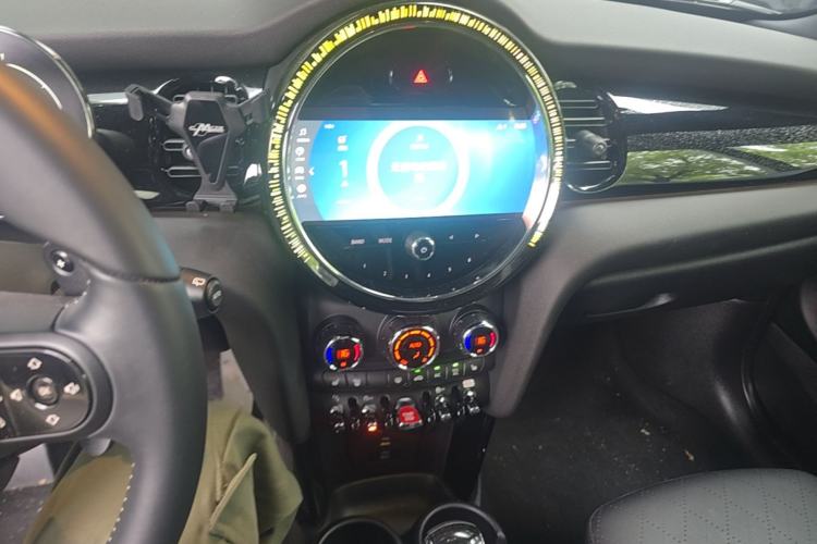 Used MINI 2023 Updated 2.0T COOPER S Artist Audio And AC Panel