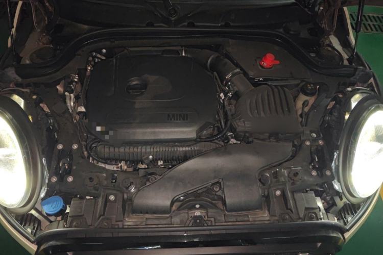 Used MINI 2023 Facelift 2.0T COOPER S Artist Five-Door Edition Engine Bay