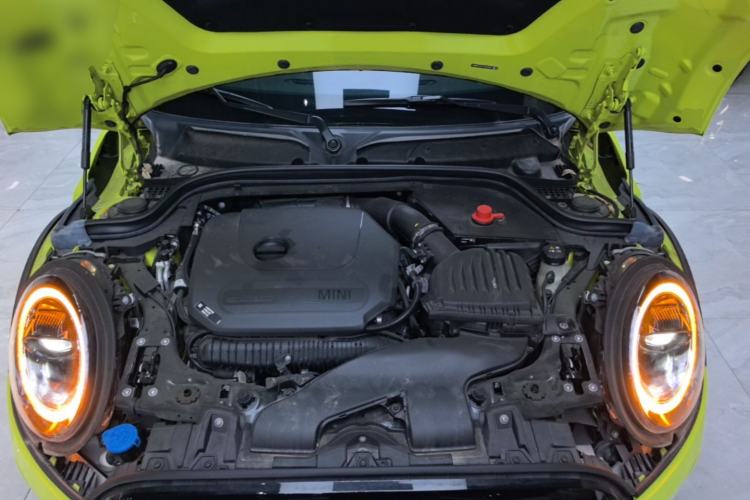 Used MINI 2023 Second Facelift 2.0T COOPER S CABRIO Artist Engine Bay