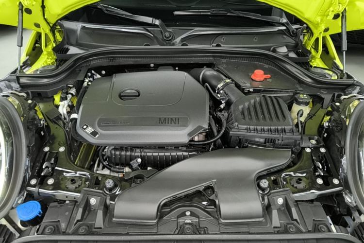 Used MINI 2023 1.5T COOPER Artist Engine Bay
