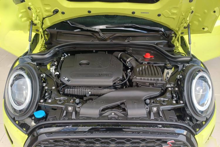Used MINI 2023 Second Facelift 2.0T COOPER S CABRIO Artist Engine Bay