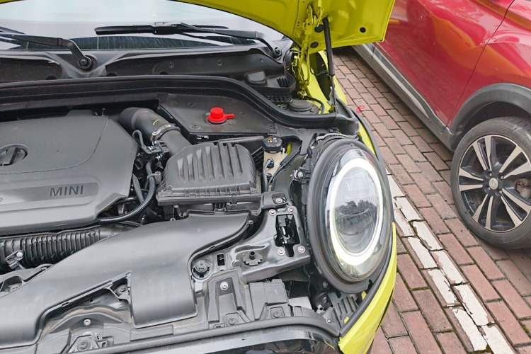 Used MINI 2023 Revised 2.0T COOPER S CABRIO Artist Engine Bay Left