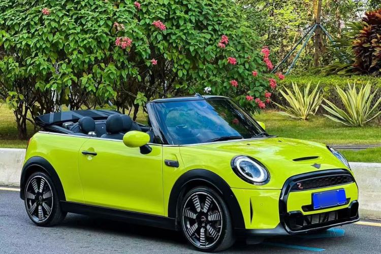 Used MINI 2023 Second Facelift 2.0T COOPER S CABRIO Artist Exterior 1