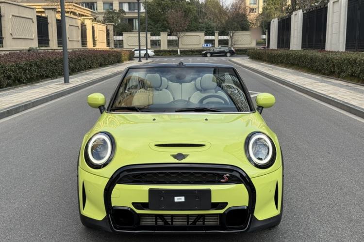 Used MINI 2023 Second Facelift 2.0T COOPER S CABRIO Artist Exterior 10