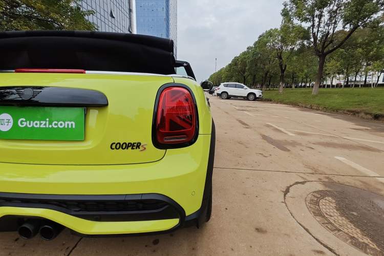 Used MINI 2023 2.0T COOPER S CABRIO Artist Exterior 12