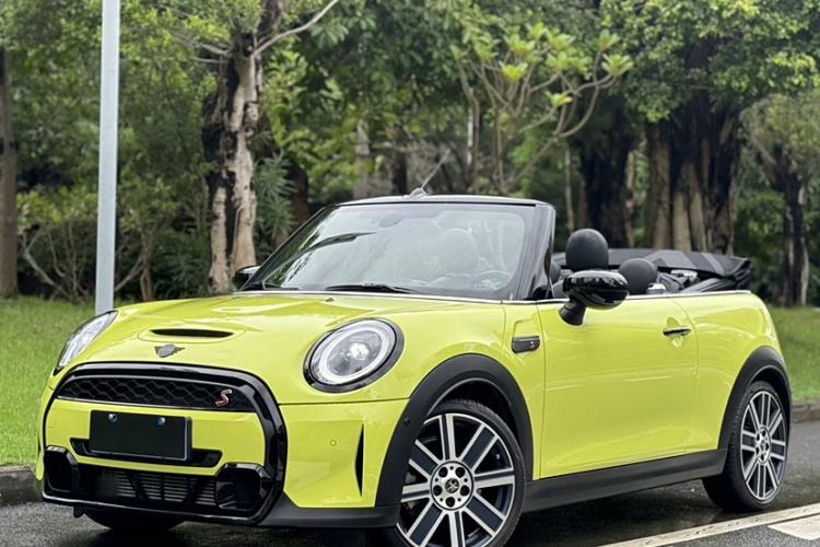 Used MINI 2023 Second Facelift 2.0T COOPER S CABRIO Artist Exterior 15