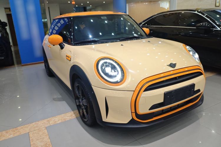 Used MINI 2023 1.5T COOPER Midnight Escape Special Edition Exterior 2