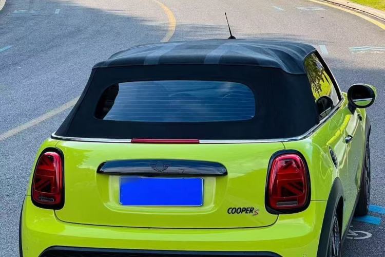Used MINI 2023 Second Facelift 2.0T COOPER S CABRIO Artist Exterior 3