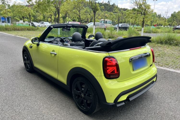 Used MINI 2023 Revised 1.5T COOPER CABRIO Artist Exterior 3