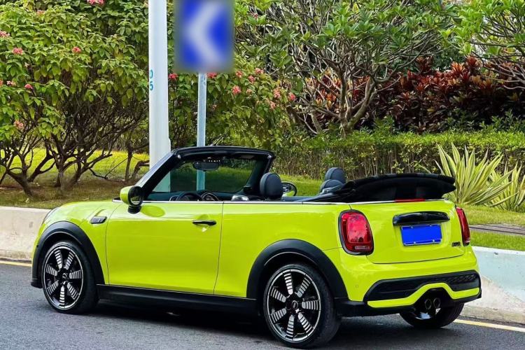 Used MINI 2023 Second Facelift 2.0T COOPER S CABRIO Artist Exterior 4