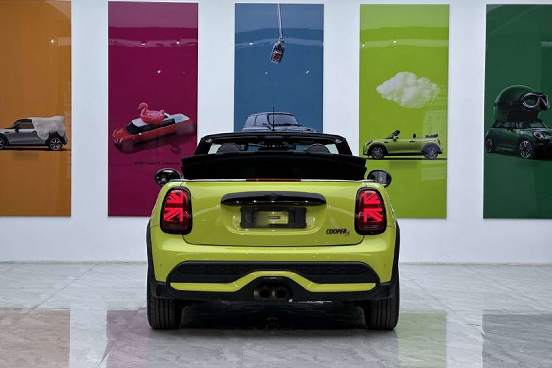 Used MINI 2023 Second Facelift 2.0T COOPER S CABRIO Artist Exterior 4
