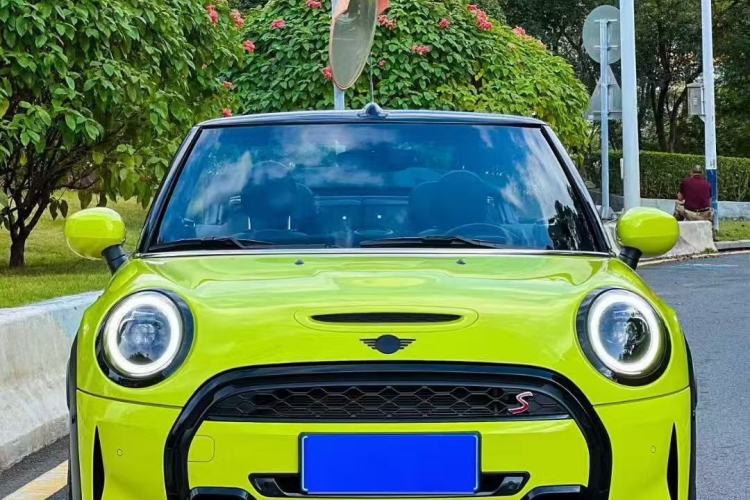 Used MINI 2023 Second Facelift 2.0T COOPER S CABRIO Artist Exterior 5