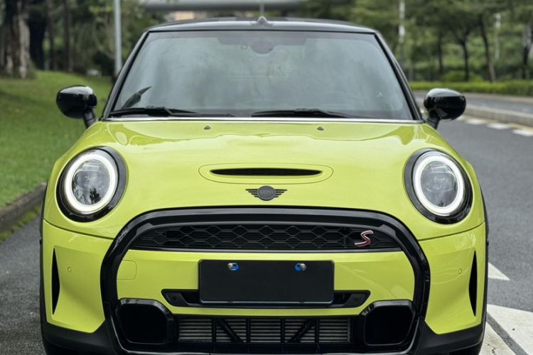 Used MINI 2023 Second Facelift 2.0T COOPER S CABRIO Artist Exterior 5