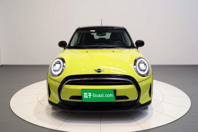 Used MINI 2023 Updated 1.5T COOPER Artist Five-Door Edition Front