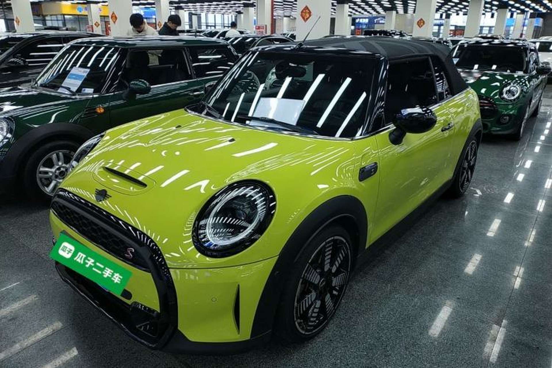 Used MINI 2023 2.0T COOPER S CABRIO Artist Front Left 45 Deg