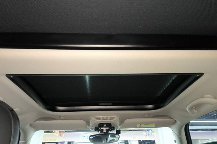 Used MINI 2023 1.5T COOPER Artist Headliner