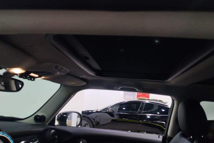 Used MINI 2023 Updated 1.5T COOPER Artist Headliner