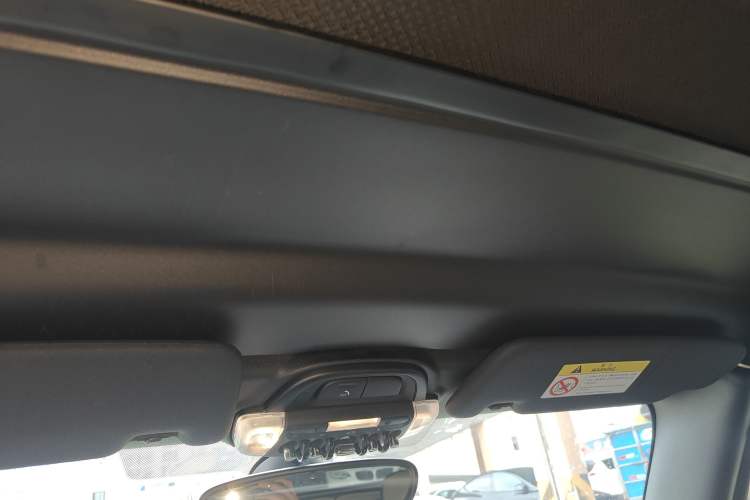 Used MINI 2023 Second Facelift 2.0T COOPER S CABRIO Artist Headliner