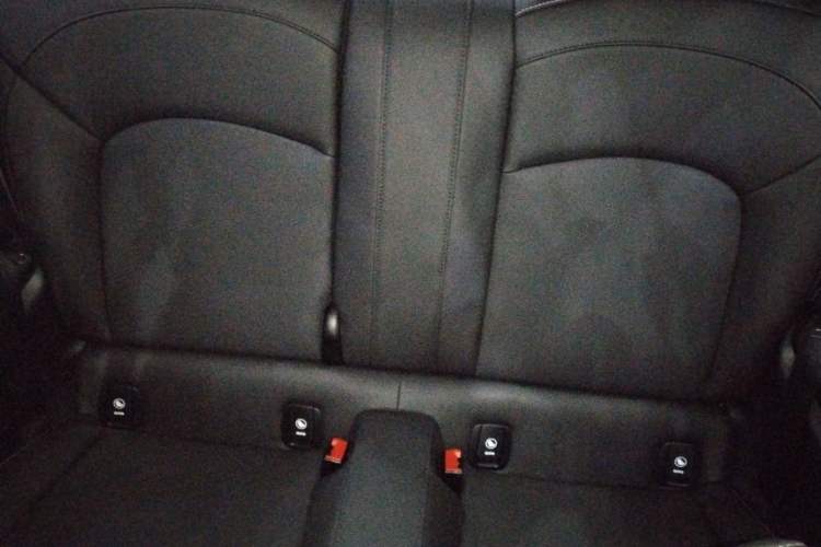 Used MINI 2023 Updated 1.5T COOPER Artist Left Rear Seat