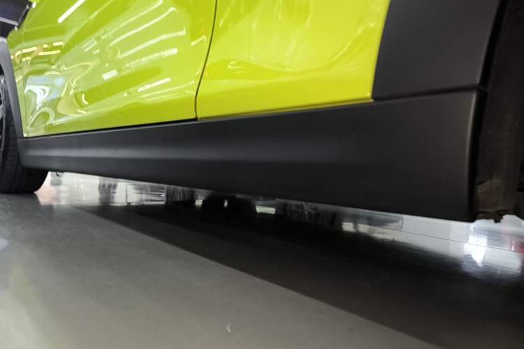 Used MINI 2023 1.5T COOPER Artist Left Side Sill