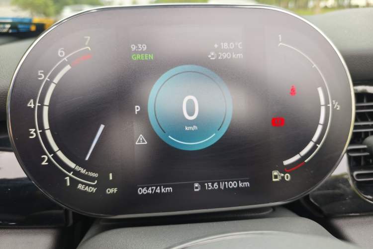 Used MINI 2023 2.0T COOPER S CABRIO Artist Odometer Close Up
