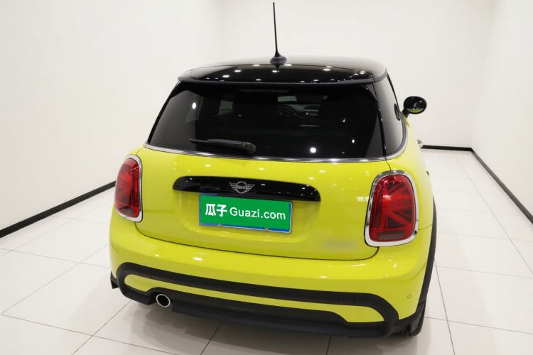 Used MINI 2023 Updated 1.5T COOPER Artist Rear