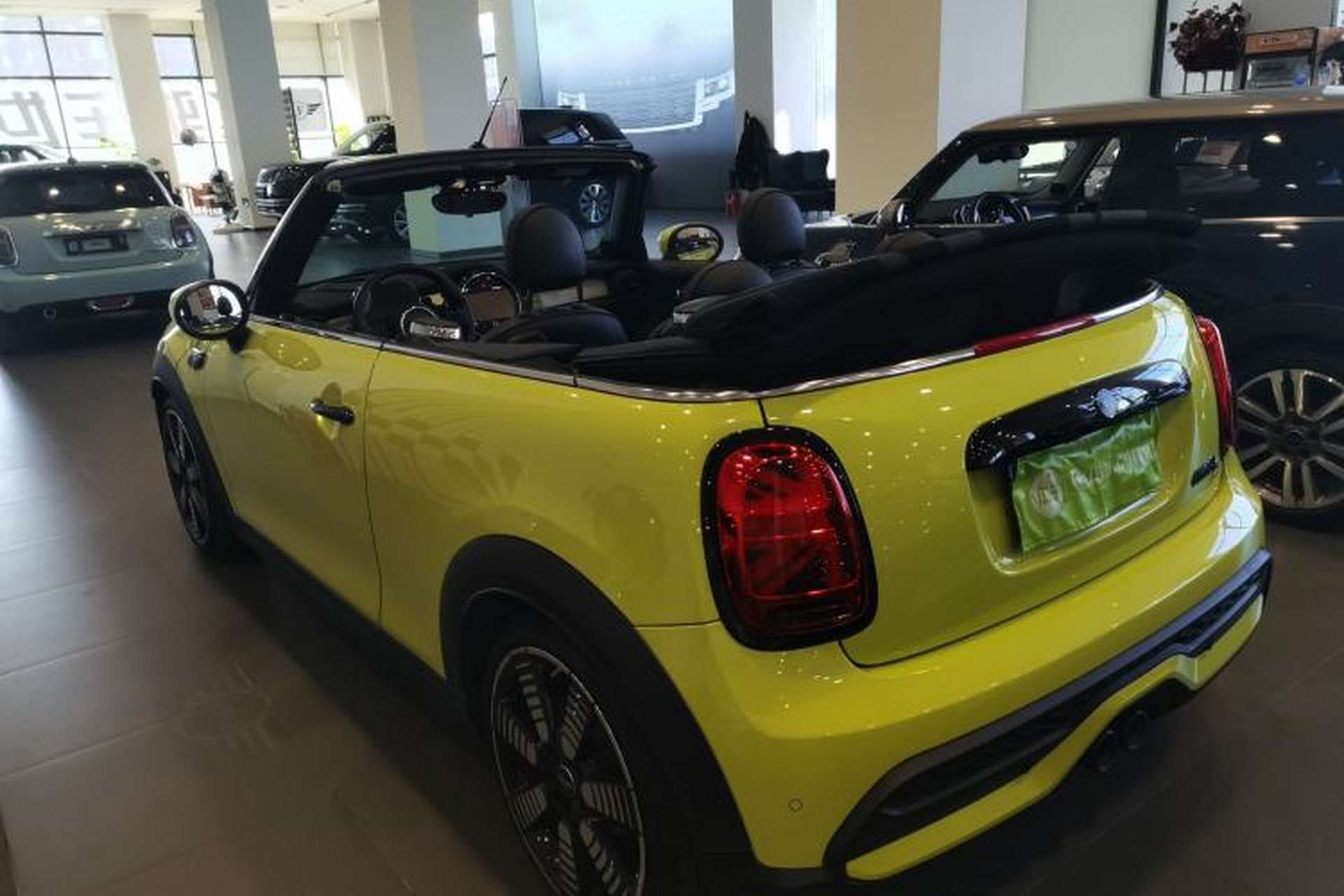 Used MINI 2023 Revised 2.0T COOPER S CABRIO Artist Rear Left 45 Deg