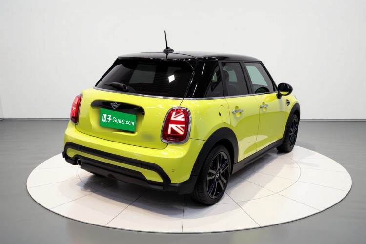 Used MINI 2023 Updated 1.5T COOPER Artist Five-Door Edition Rear Right 45 Deg