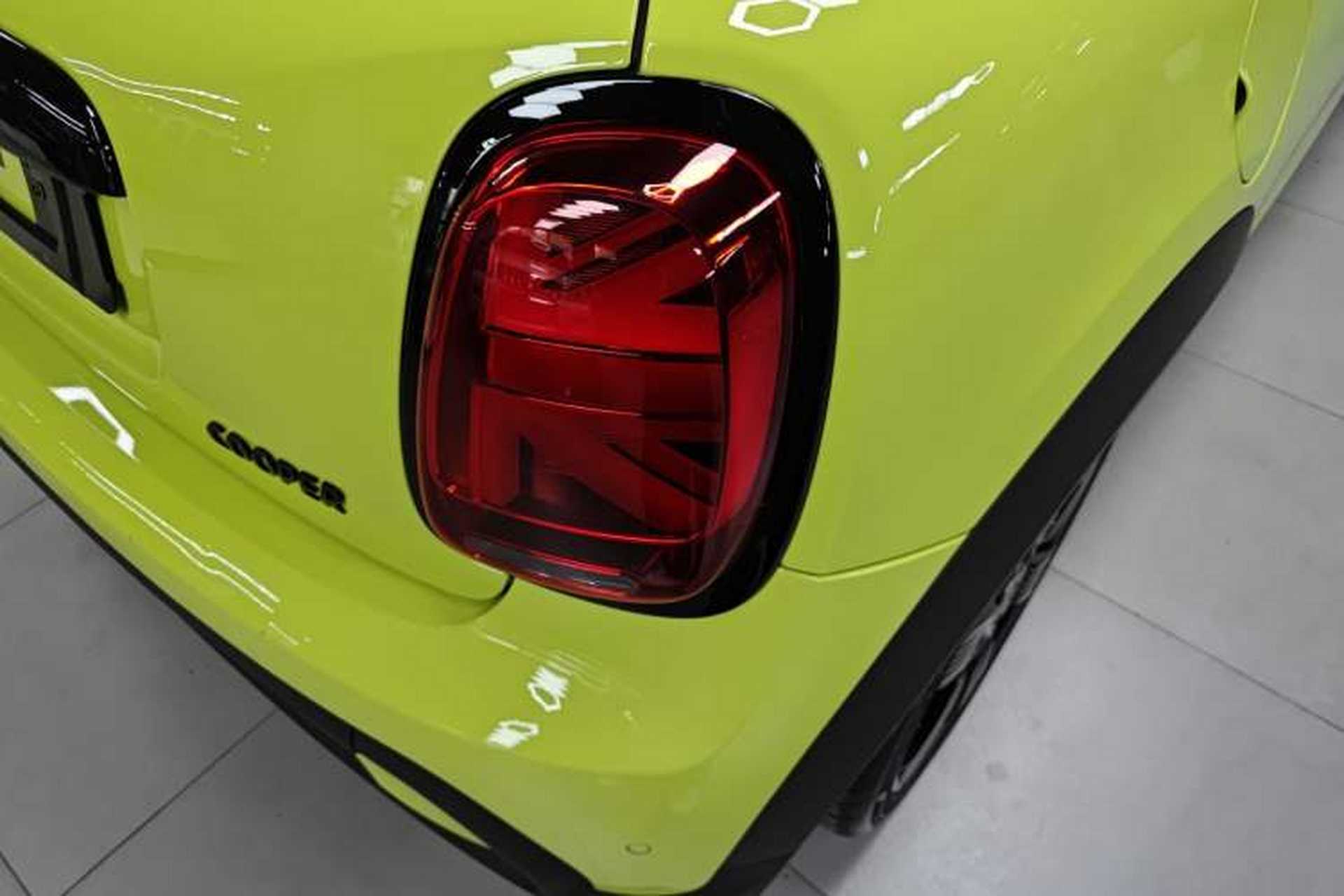 Used MINI 2023 Revised 1.5T COOPER CABRIO Artist Right Rear Taillight