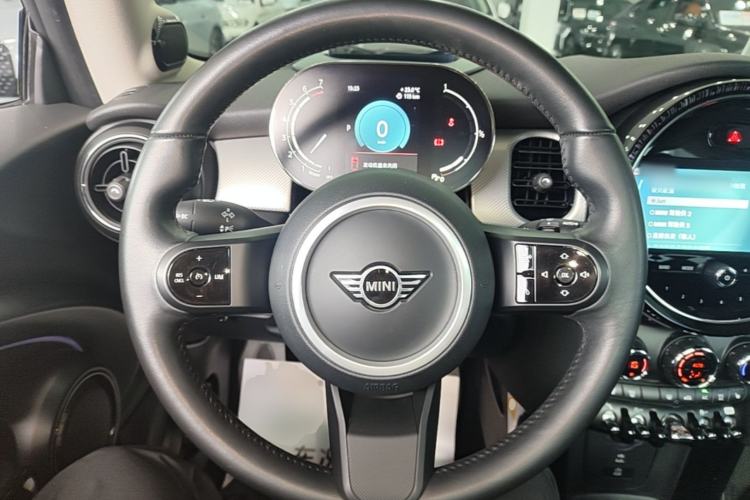 Used MINI 2023 1.5T COOPER Artist Steering Wheel
