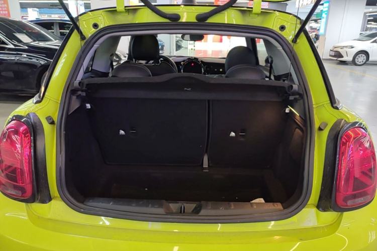 Used MINI 2023 1.5T COOPER Artist Trunk