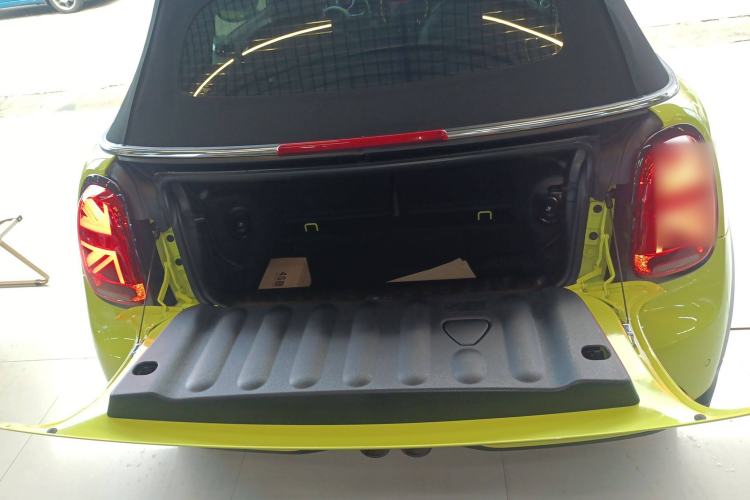 Used MINI 2023 Second Facelift 2.0T COOPER S CABRIO Artist Trunk