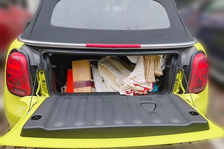 Used MINI 2023 Revised 2.0T COOPER S CABRIO Artist Trunk