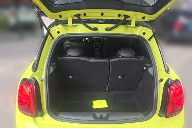 Used MINI 2023 Updated 2.0T COOPER S Artist Trunk