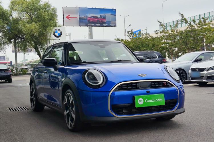 Used MINI 2025 2.0T COOPER S Artist Five-Door Edition Exterior 1