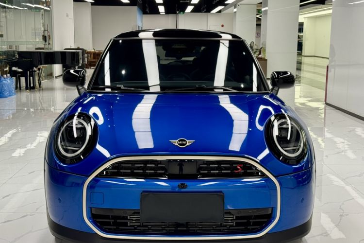 Used MINI 2025 2.0T COOPER S Artist Exterior 3