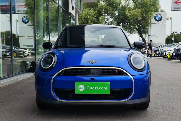Used MINI 2025 2.0T COOPER S Artist Five-Door Edition Front