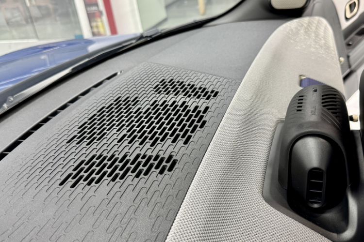 Used MINI 2025 2.0T COOPER S Artist Interior 10