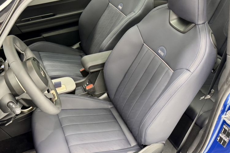 Used MINI 2025 2.0T COOPER S Artist Left Front Seat