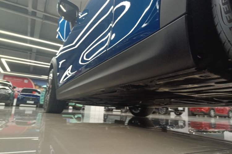 Used MINI 2025 1.5T COOPER Classic Edition Left Side Sill