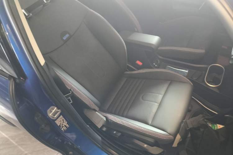 Used MINI 2025 1.5T COOPER Classic Edition Five-Door Version Right Front Seat