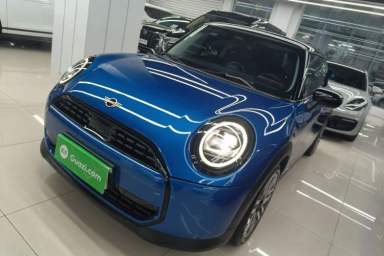 Used MINI 2025 1.5T COOPER Classic Edition