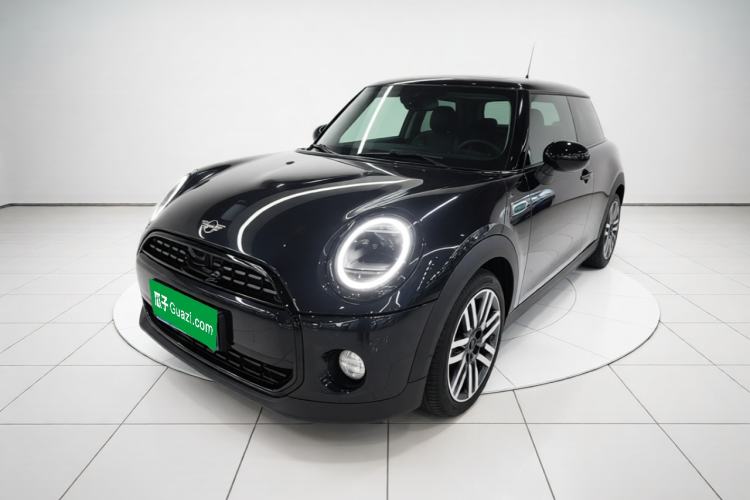MINI 2025 1.5T COOPER Classic Edition Five-Door Version