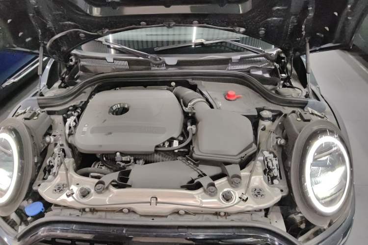 Used MINI 2025 1.5T COOPER Classic Edition Five-Door Version Engine Bay