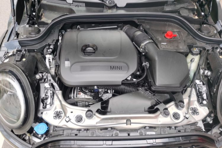 Used MINI 2025 1.5T COOPER Classic Edition Five-Door Version Engine Bay