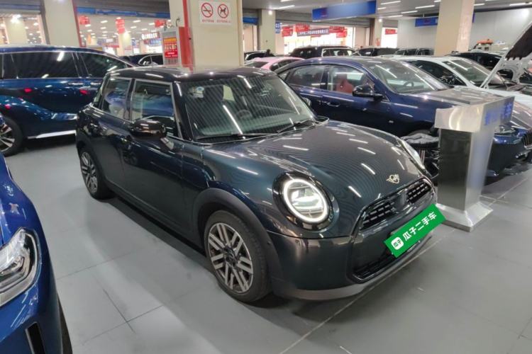 Used MINI 2025 1.5T COOPER Classic Edition Five-Door Version Exterior 1